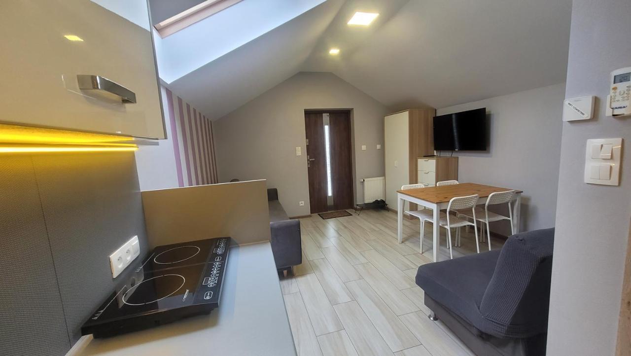 Wrzosowe Wzgorze Apartamenty Checiny  Luaran gambar
