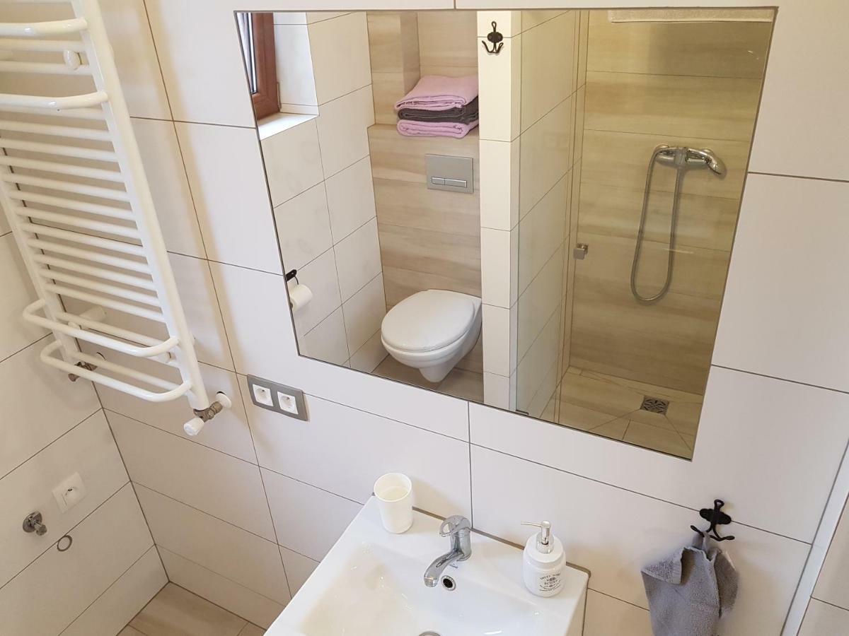 Wrzosowe Wzgorze Apartamenty Checiny  Luaran gambar