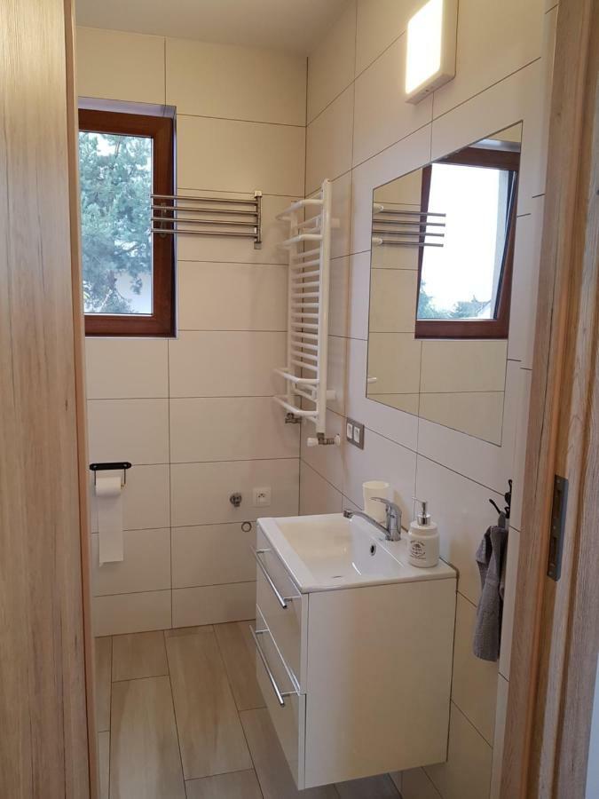 Wrzosowe Wzgorze Apartamenty Checiny  Luaran gambar